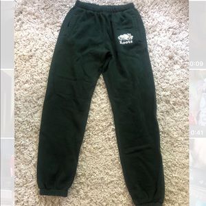 Roots hunter green sweatpants